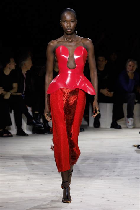 alexander mcqueen 2024.